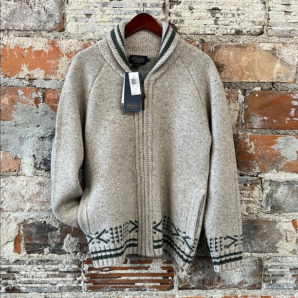NWT Pendleton Salmon Falls Lambswool Cardigan
Zip up Size Small woolen mills - Picture 2 of 16